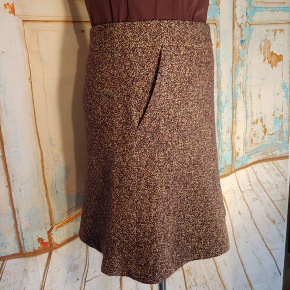 Theory wool texture lined pocket zipper skirt/ size 2 /maroon multi color - Picture 4 of 5